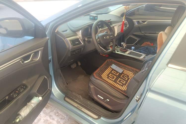 Used Geely Auto Emgrand GL New Energy 2019 1.5T DCT Zhiyue Model Driver Seat