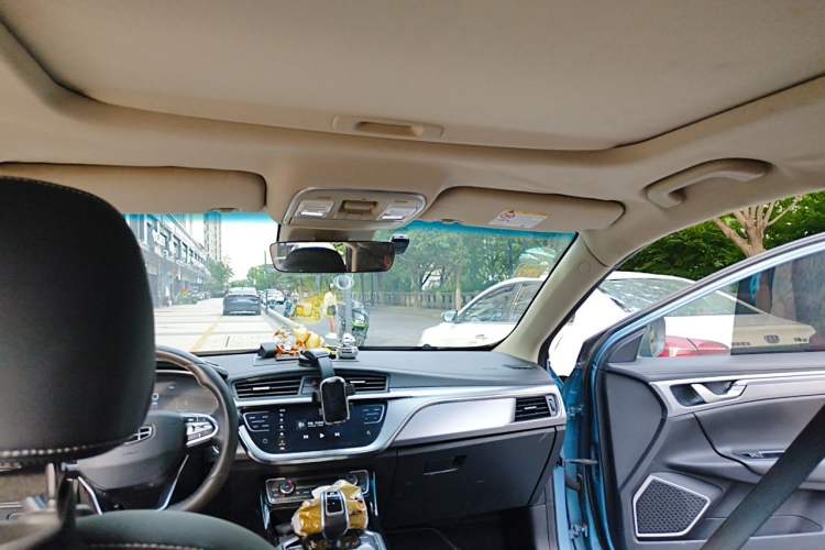 Used Geely Auto Emgrand GL New Energy 2019 1.5T DCT Zhiyue Model Headliner