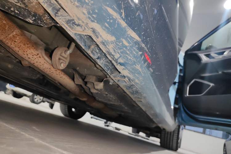 Used Geely Auto Emgrand GL New Energy 2019 1.5T DCT Smart Leading Version Left Side Sill