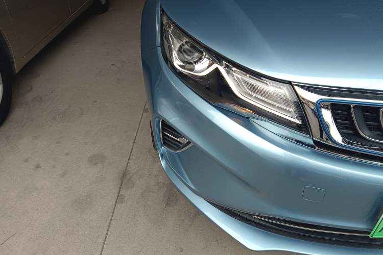 Used Geely Auto Emgrand GL New Energy 2019 1.5T DCT Smart Leading Version Right Front Headlight