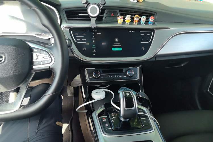 Used Geely Auto Emgrand GL New Energy 2019 1.5T DCT Zhiyue Model Audio And AC Panel