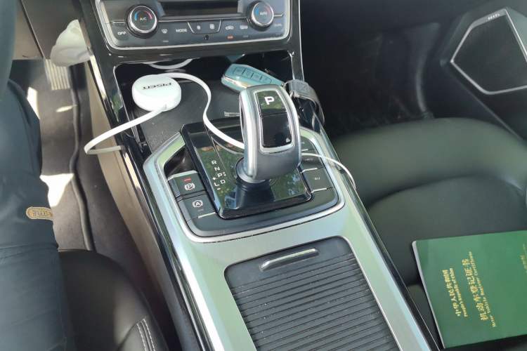 Used Geely Auto Emgrand GL New Energy 2019 1.5T DCT Zhiyue Model Gear Lever