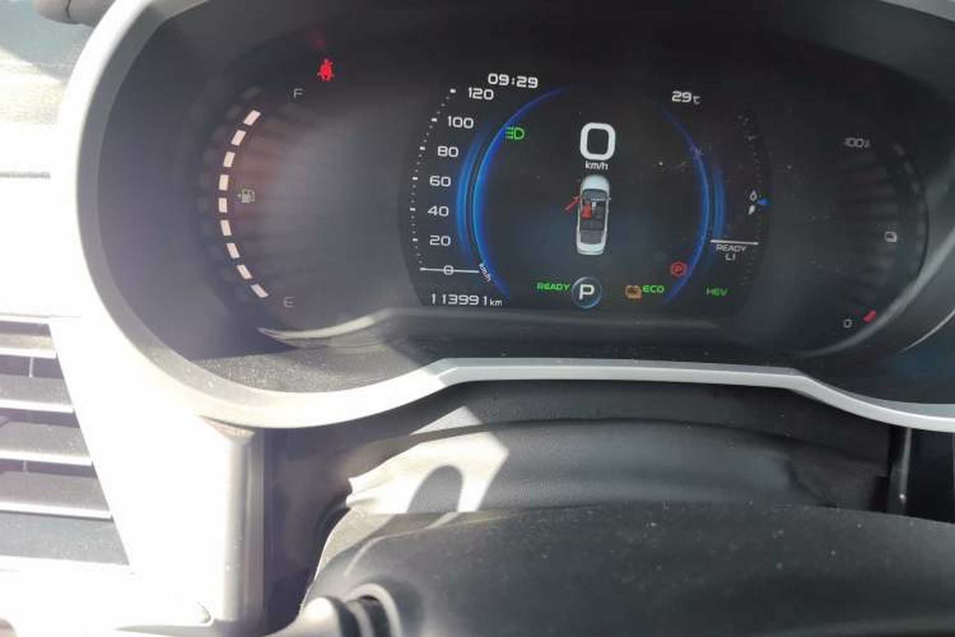 Used Geely Auto Emgrand GL New Energy 2019 1.5T DCT Zhiyue Model Odometer Close Up