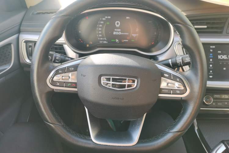 Used Geely Auto Emgrand GL New Energy 2019 1.5T DCT Zhiyue Model Steering Wheel