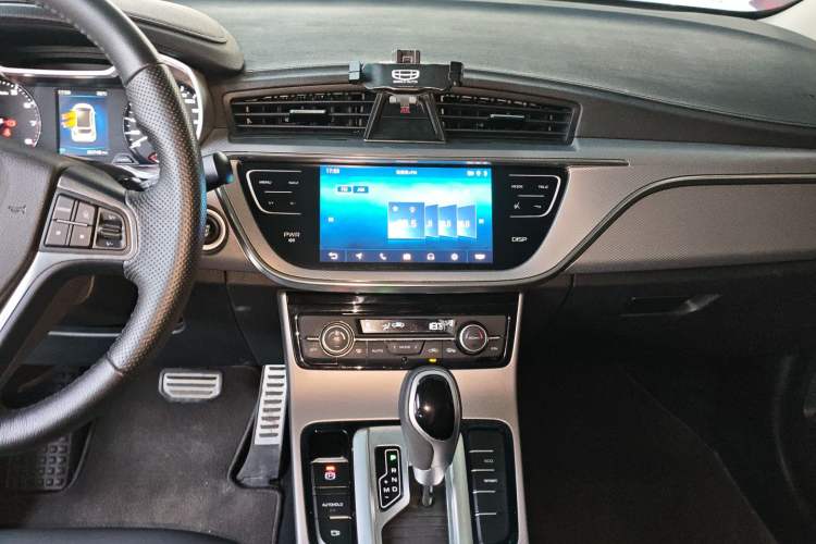 Used Geely Auto Emgrand GS 2018 Sport Edition 1.4T Automatic LingShang Model Audio And AC Panel