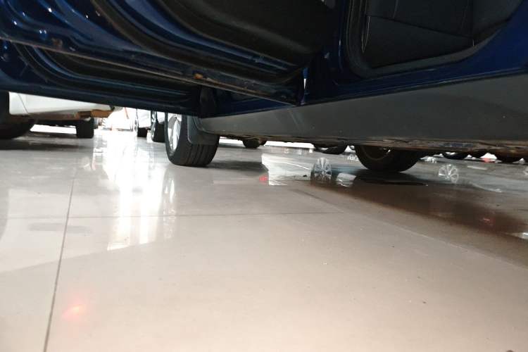 Used Geely Auto Emgrand GS 2018 Sport Edition 1.4T Automatic LingShang Model Left Side Sill