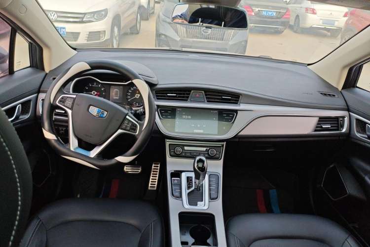 Used Geely Auto Emgrand GS 2018 Lingchao Edition 1.4T Automatic LingShang Smart Connectivity Model Center Console