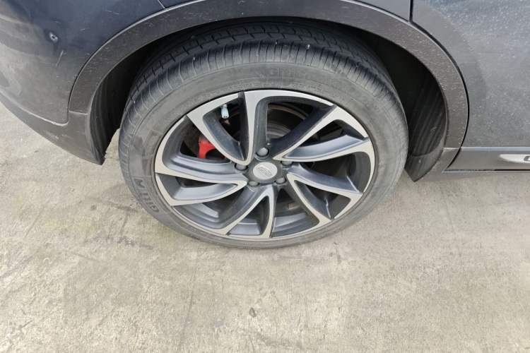 Used Geely Auto Emgrand GS 2017 Sport Edition 1.3T Automatic Smart Connectivity Model Right Rear Wheel Hub