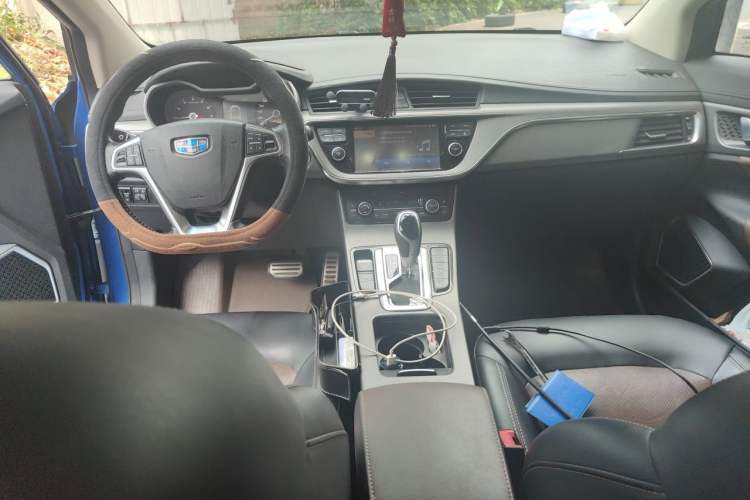 Used Geely Auto Emgrand GS 2016 Sport Edition 1.3T Automatic ZhenShang Model Center Console