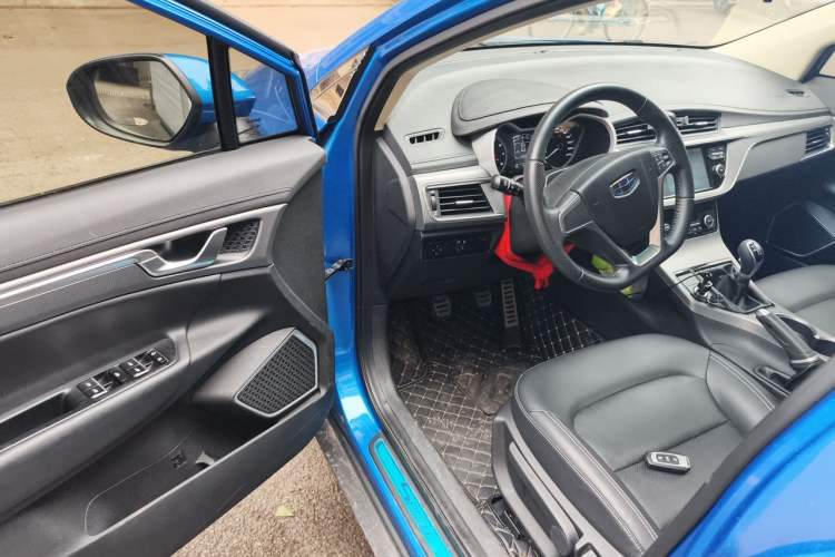 Used Geely Auto Emgrand GS 2016 Sports Edition 1.8L Manual LingShang Model Driver Seat