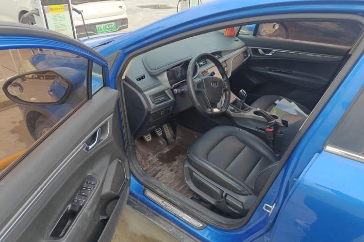 Used Geely Auto Emgrand GS 2016 Sports Edition 1.8L Manual LingShang Model Driver Seat