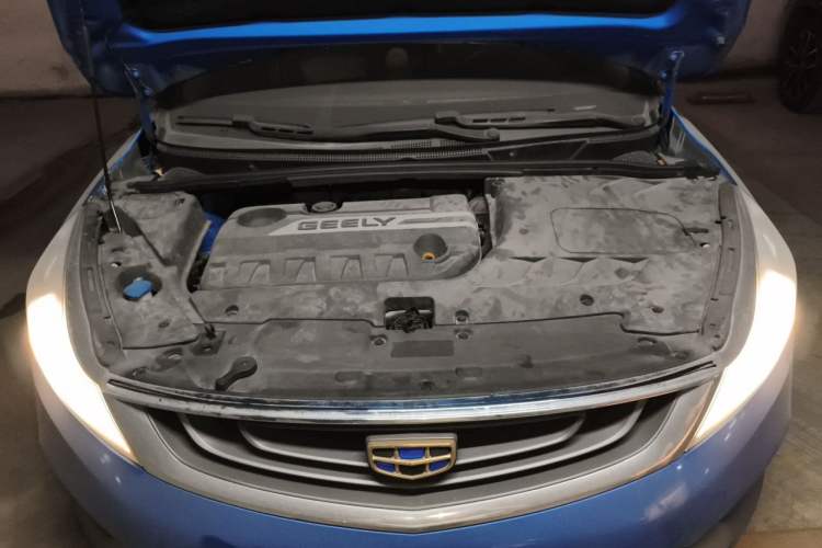 Used Geely Auto Emgrand GS 2016 Elegant Edition 1.3T Automatic ZhenShang Model Engine Bay
