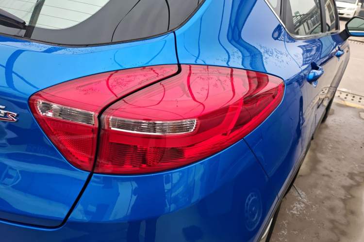 Used Geely Auto Emgrand GS 2016 Sport Edition 1.3T Manual LingShang Model Exterior 1
