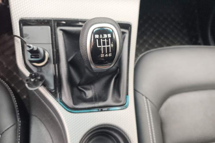Used Geely Auto Emgrand GS 2016 Sports Edition 1.8L Manual LingShang Model Gear Lever