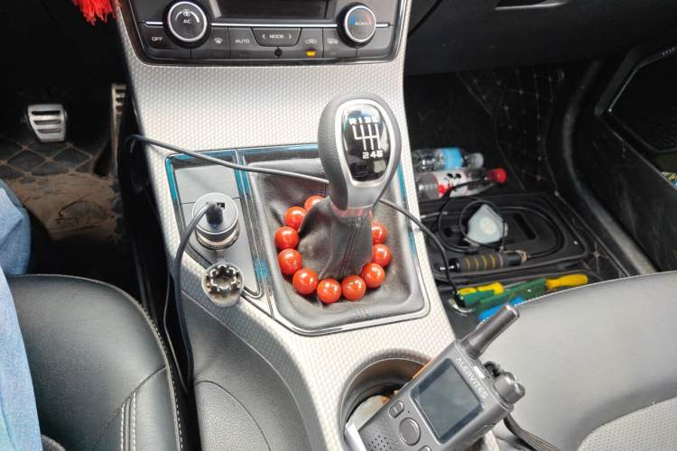 Used Geely Auto Emgrand GS 2016 Sport Edition 1.3T Manual LingShang Model Gear Lever