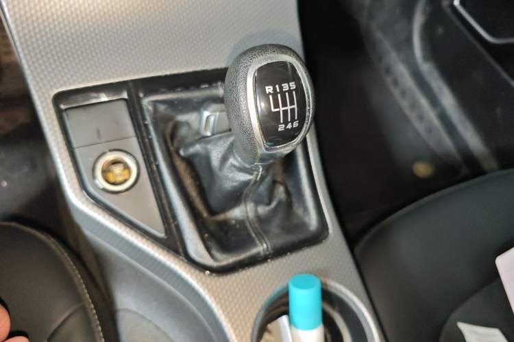 Used Geely Auto Emgrand GS 2016 Sports Edition 1.8L Manual LingShang Model Gear Lever