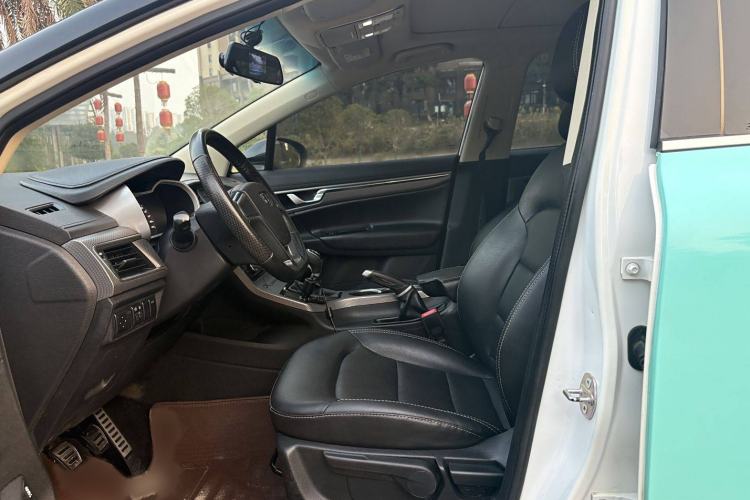 Used Geely Auto Emgrand GS 2016 Sports Edition 1.8L Manual LingShang Model Interior 2