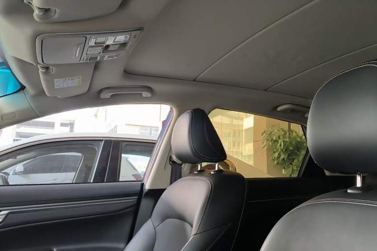 Used Geely Auto Emgrand GS 2016 Sport Edition 1.3T Automatic LingShang Model Interior 3