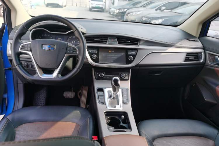 Used Geely Auto Emgrand GS 2016 Elegant Edition 1.3T Automatic ZhenShang Model Interior 4