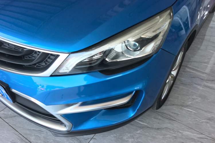 Used Geely Auto Emgrand GS 2016 Sport Edition 1.3T Automatic LingShang Model Left Front Headlight