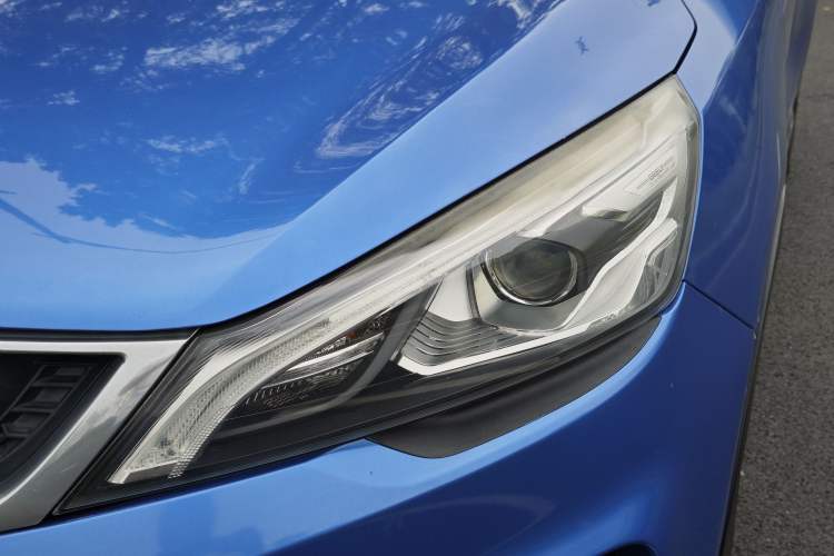 Used Geely Auto Emgrand GS 2016 Sports Edition 1.8L Manual LingShang Model Left Front Headlight