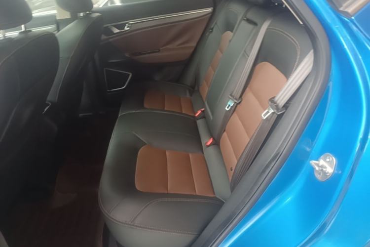 Used Geely Auto Emgrand GS 2016 Sport Edition 1.3T Automatic ZhenShang Model Left Rear Seat