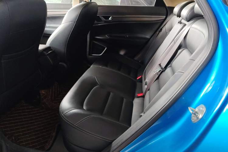 Used Geely Auto Emgrand GS 2016 Elegant Edition 1.8L Automatic LingShang Model Left Rear Seat