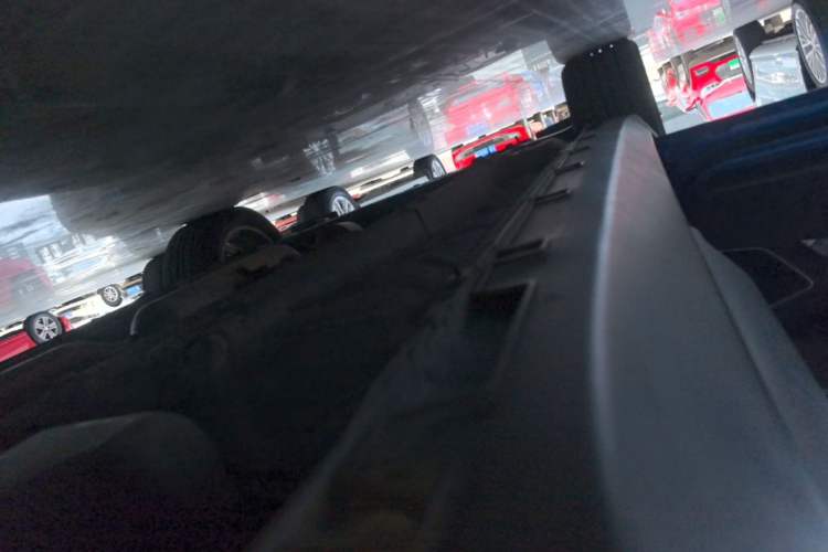 Used Geely Auto Emgrand GS 2016 Sport Edition 1.3T Automatic LingShang Model Left Side Sill