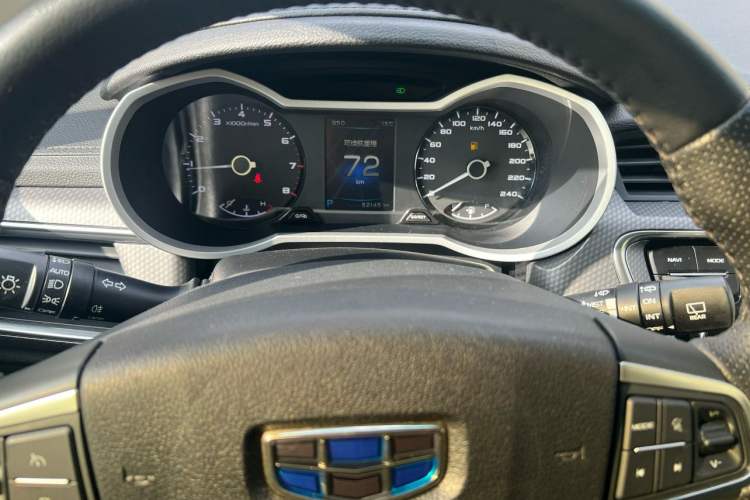 Used Geely Auto Emgrand GS 2016 Sport Edition 1.3T Automatic LingShang Model Odometer Close Up