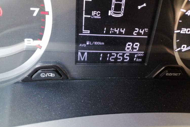 Used Geely Auto Emgrand GS 2016 Sports Edition 1.8L Manual LingShang Model Odometer Close Up
