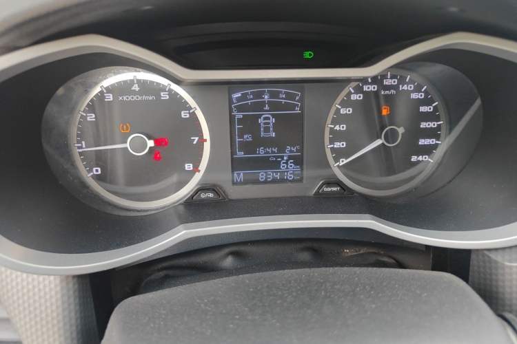 Used Geely Auto Emgrand GS 2016 Sports Edition 1.8L Manual LingShang Model Odometer Close Up
