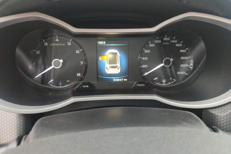 Used Geely Auto Emgrand GS 2016 Sport Edition 1.3T Automatic LingShang Model Odometer Close Up