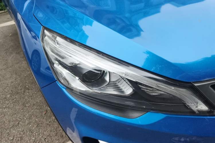 Used Geely Auto Emgrand GS 2016 Sports Edition 1.8L Manual LingShang Model Right Front Headlight