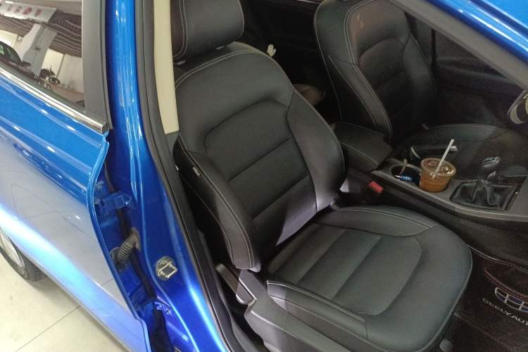 Used Geely Auto Emgrand GS 2016 Elegant Edition 1.8L Manual LingShang Model Right Front Seat
