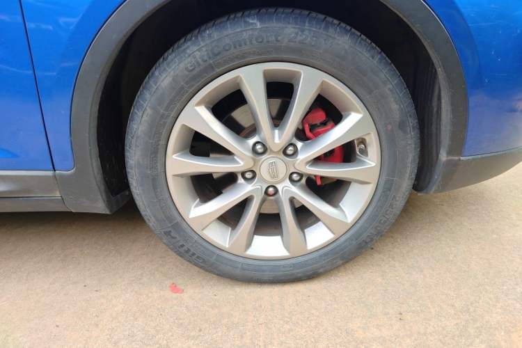 Used Geely Auto Emgrand GS 2016 Sport Edition 1.3T Manual LingShang Model Right Front Wheel Hub