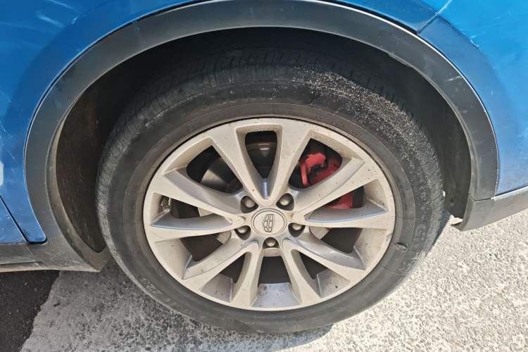 Used Geely Auto Emgrand GS 2016 Elegant Edition 1.8L Automatic LingShang Model Right Front Wheel Hub