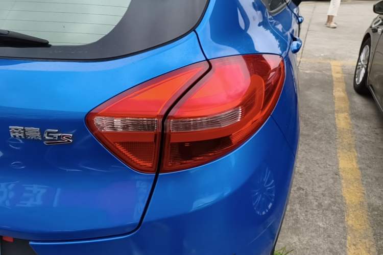 Used Geely Auto Emgrand GS 2016 Sports Edition 1.8L Manual LingShang Model Right Rear Taillight