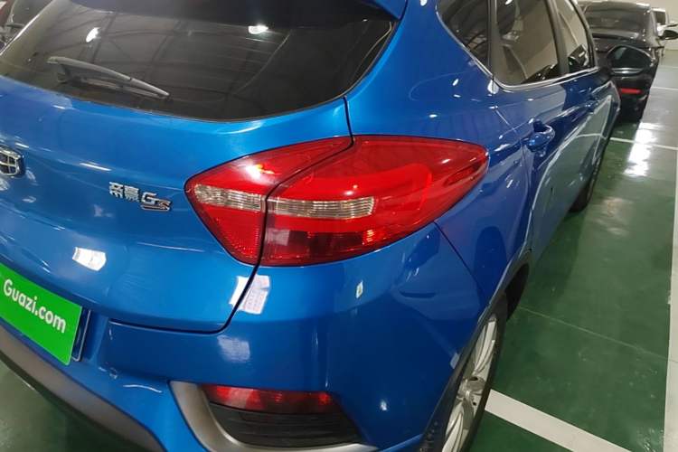 Used Geely Auto Emgrand GS 2016 Elegant Edition 1.8L Manual LingShang Model Right Rear Taillight
