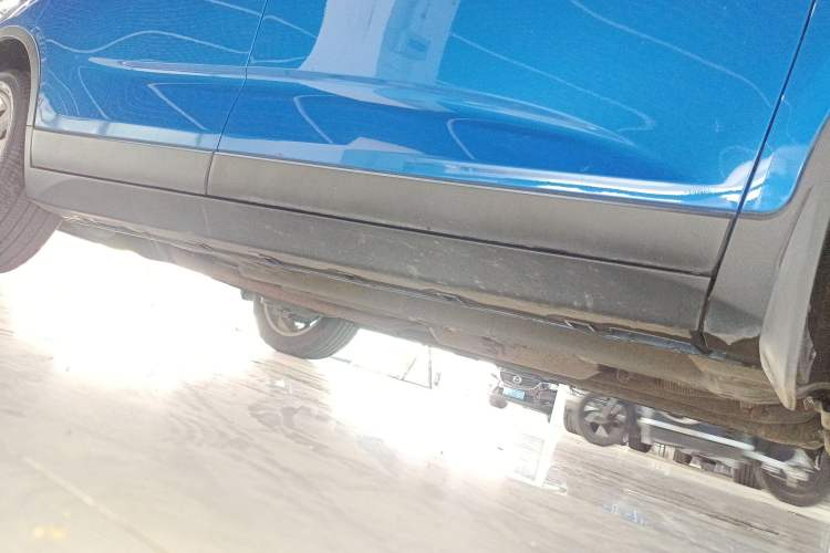 Used Geely Auto Emgrand GS 2016 Elegant Edition 1.8L Manual LingShang Model Right Side Sill