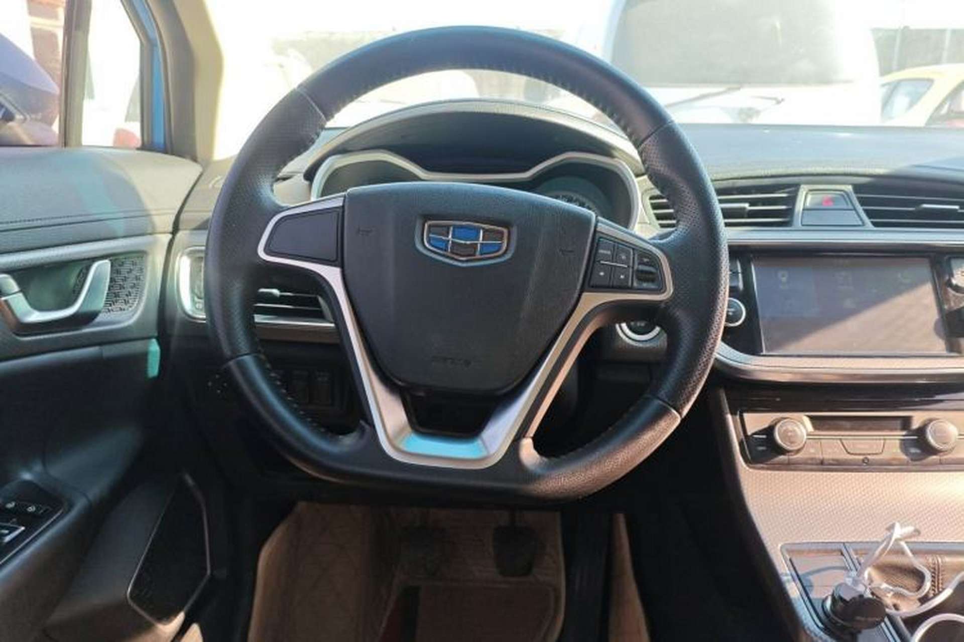 Used Geely Auto Emgrand GS 2016 Elegant Edition 1.3T Manual LingShang Model Steering Wheel