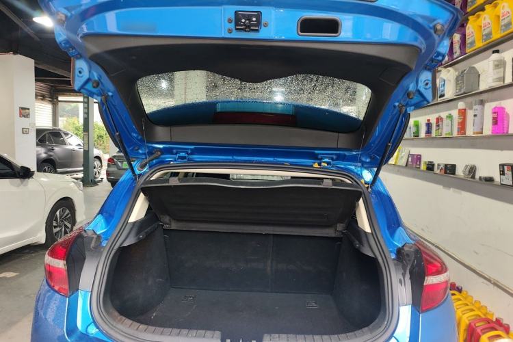 Used Geely Auto Emgrand GS 2016 Elegant Edition 1.3T Automatic LingShang Model Trunk
