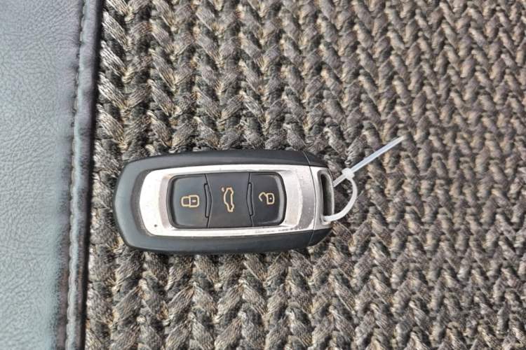 Used Geely Auto Emgrand GS 2016 Sport Edition 1.3T Manual LingShang Model Vehicle Key