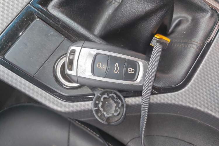 Used Geely Auto Emgrand GS 2016 Sports Edition 1.8L Manual LingShang Model Vehicle Key