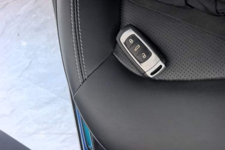 Used Geely Auto Emgrand GS 2016 Sport Edition 1.3T Automatic LingShang Model Vehicle Key