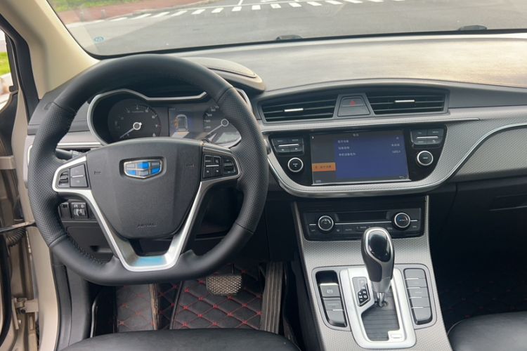 Used Geely Auto Emgrand GS 2016 Elegant Edition 1.3T Automatic LingShang Model Audio And AC Panel