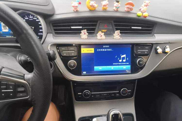 Used Geely Auto Emgrand GS 2016 Elegant Edition 1.3T Automatic LingShang Model Audio And AC Panel