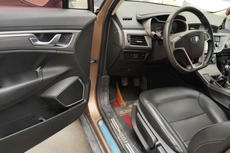 Used Geely Auto Emgrand GS 2016 Elegant Edition 1.8L Manual LingShang Model Driver Seat