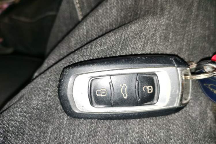 Used Geely Auto Emgrand GS 2016 Sports Edition 1.8L Manual LingShang Model Interior 1