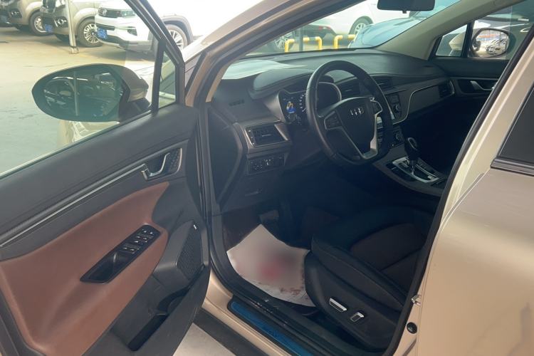 Used Geely Auto Emgrand GS 2016 Elegant Edition 1.3T Automatic ZhenShang Model Interior 2