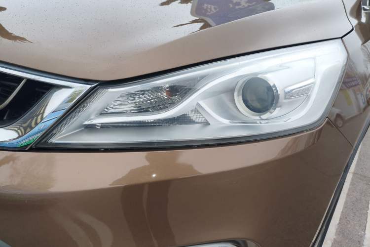 Used Geely Auto Emgrand GS 2016 Elegant Edition 1.3T Automatic LingShang Model Left Front Headlight